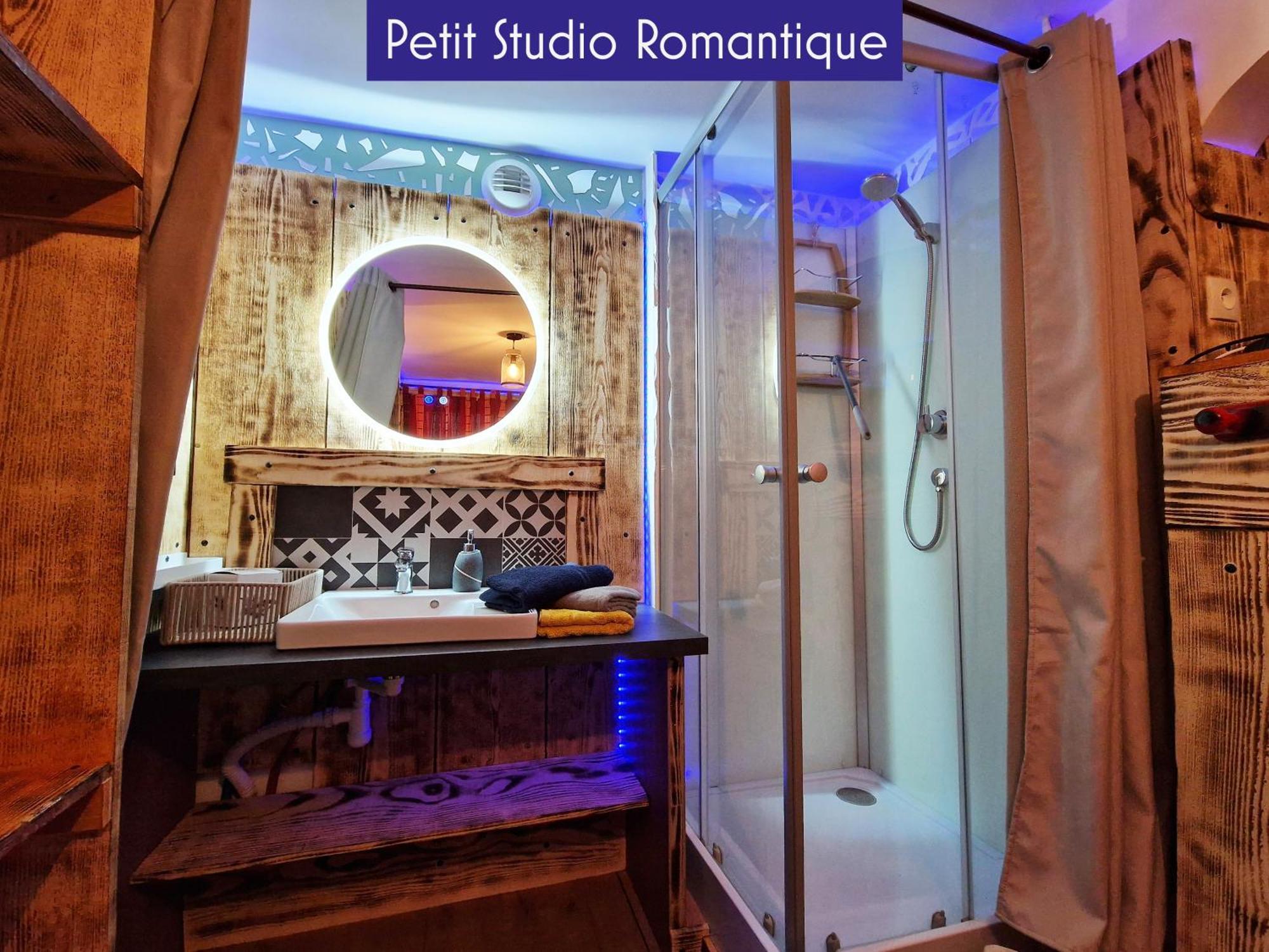 Appartements Studio Et Japan Room - Proche Disneyland Paris Crecy-la-Chapelle Exterior foto